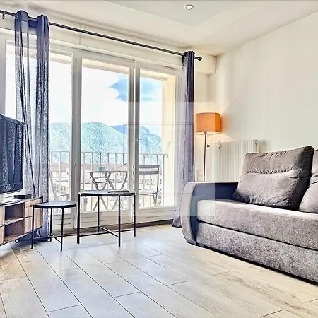 Apartment B&v Prestige - T1 Proche Du Tram Annemasse